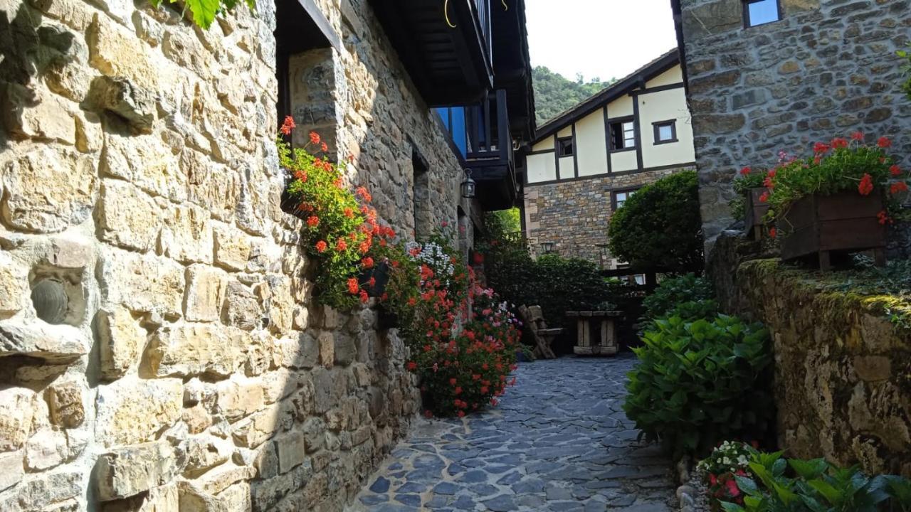 Apartamentos Samelar Camaleno Bagian luar foto