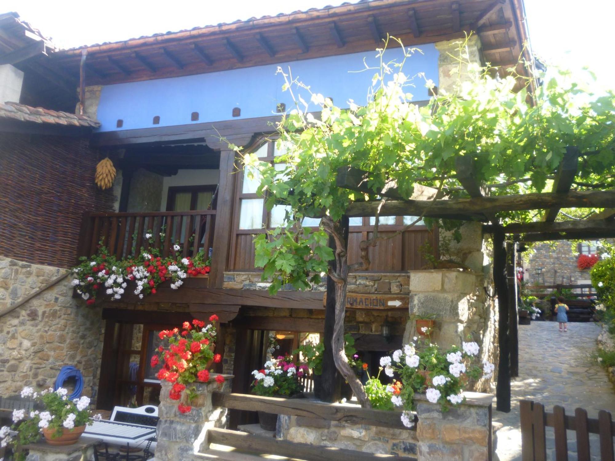 Apartamentos Samelar Camaleno Bagian luar foto
